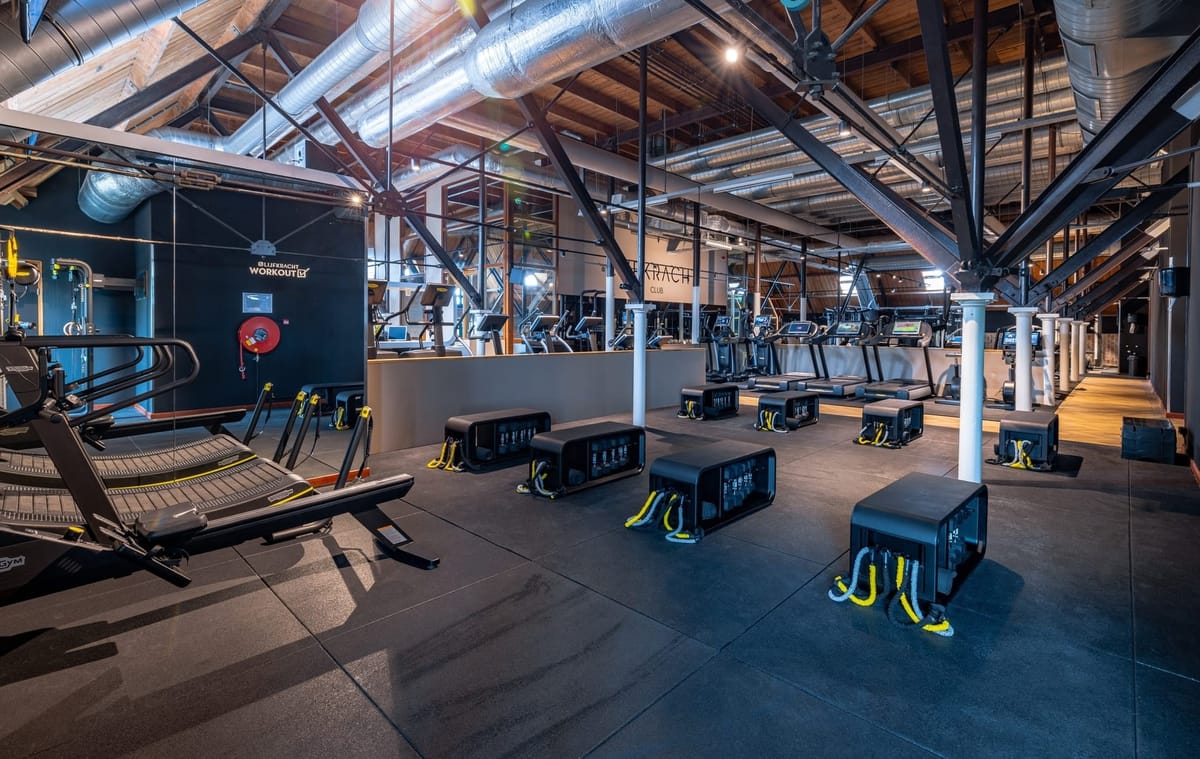 De juiste sportvloer voor jouw fitnessclub: een essentiële investering