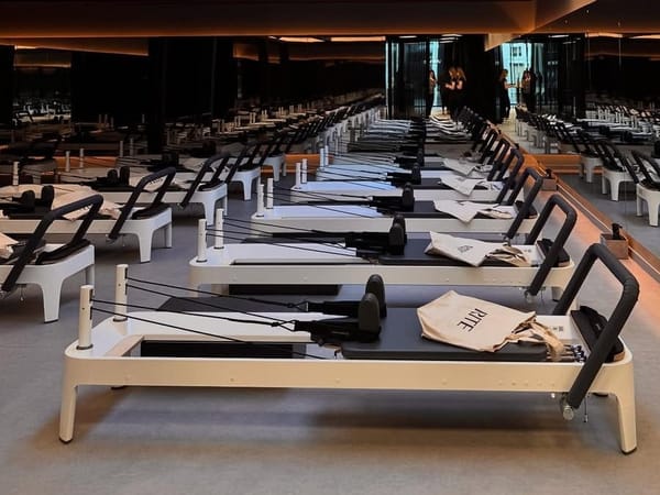 De niet te stuiten opmars van Pilates: kansen voor fitnessondernemers (inclusief inspiratie van 8 Vlaamse studio's)